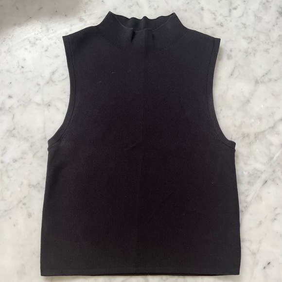Aritzia Babaton Walter Sweater black XS sleeveless crop - Picture 2 of 4